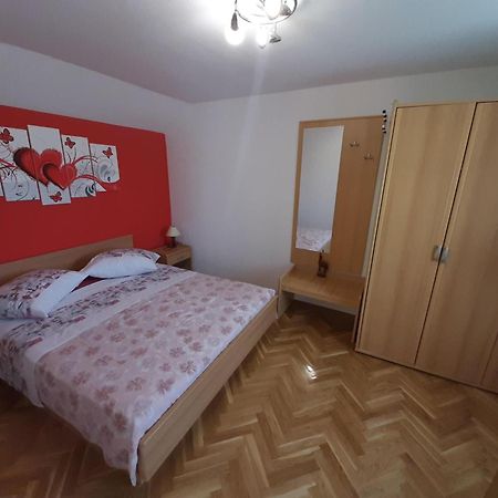 Apartments Diana Vinisce Марина Стая снимка